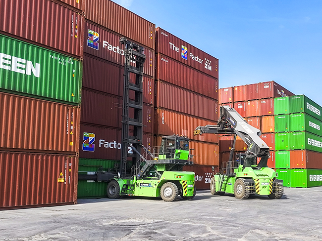 堆场里的“静音革命”——徐工这对搭档做到了！